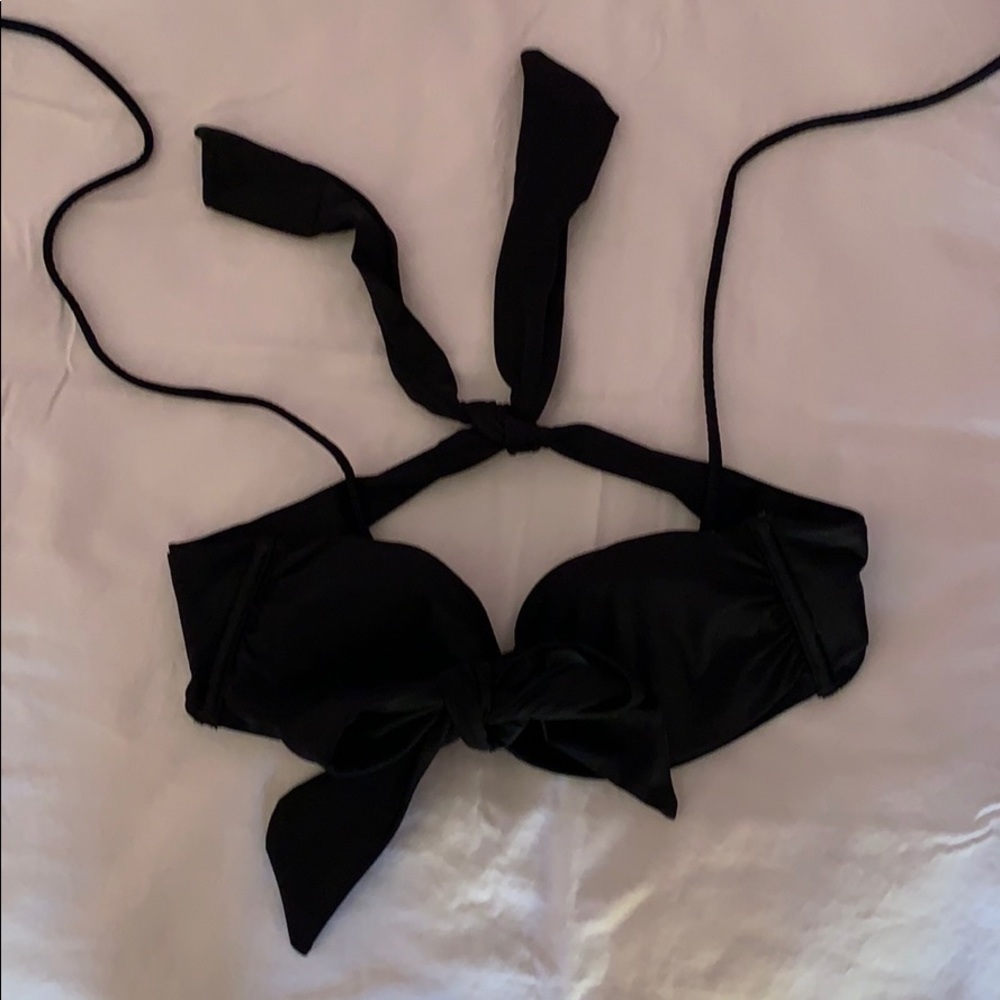Black bikini top